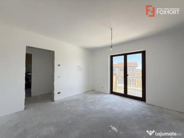 Casă cu 5 camere cu Teren 583 Mp în Săcălaz