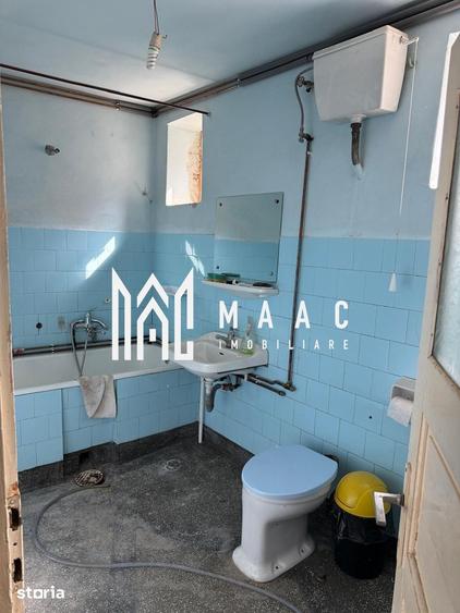 Casă cu 5 camere cu Canalizare în Central