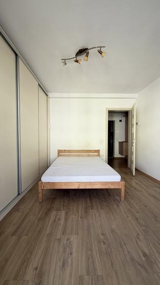 Apartament cu 2 camere decomandat în Florești