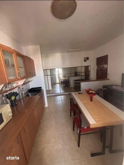 Inchiriez ap 2 camere decomandat - 1