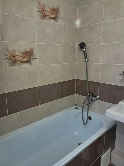 Garsonieră decomandată în Badea Cârțan