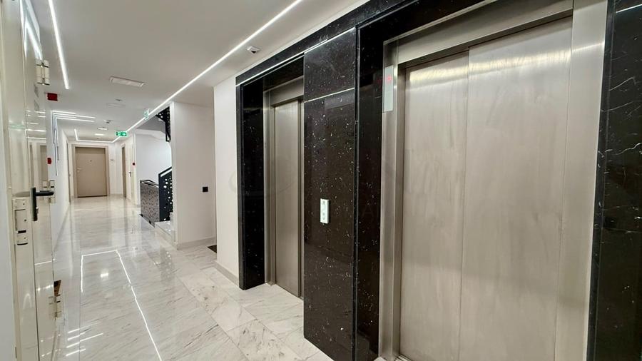 Apartament cu 2 camere decomandat în Aviației