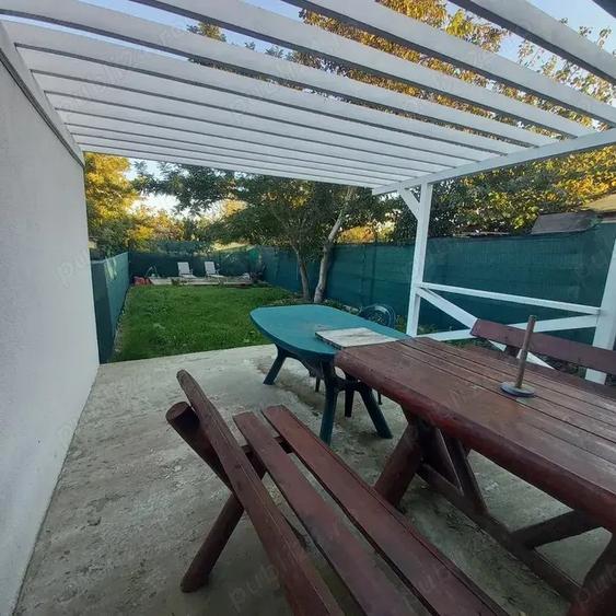 Casa 3 camere de inchiriat Palazu Mare - 1