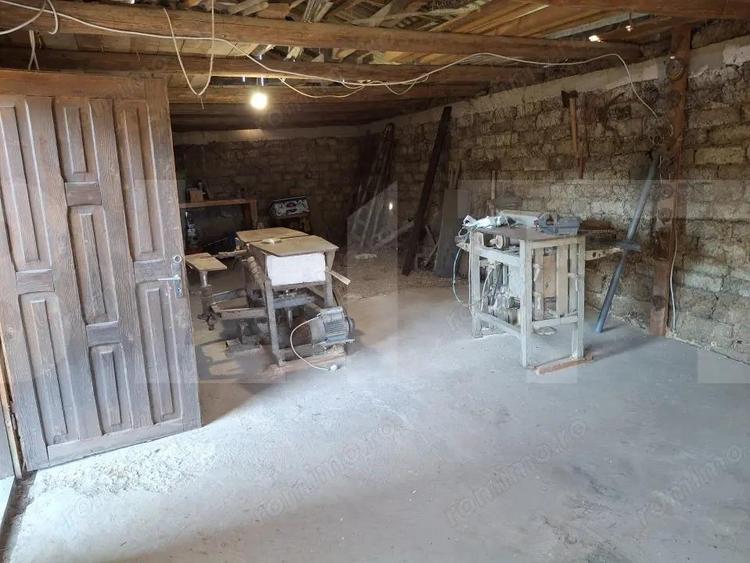 Casa, teren, anexe Un?eni, Burle?ti - Proprietate cu poten?ial! - 1