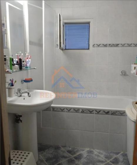 Apartament de vanzare 3 camere zona Bulevardul Constatin Brancoveanu - 6