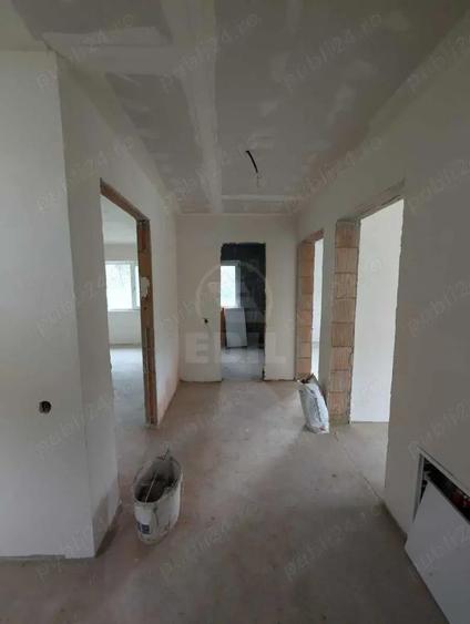 Duplex 120mp utili in zona linistita, cartier de case, Floresti - 1