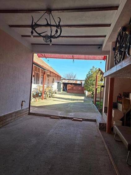 Casă cu Teren 17000 Mp în Saravale