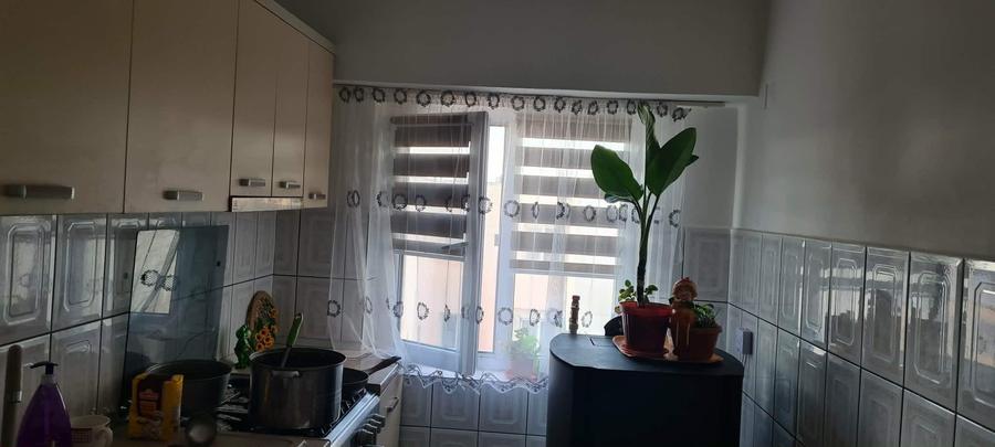 Vand apartament cu 3 camere, ultracentral. - 6