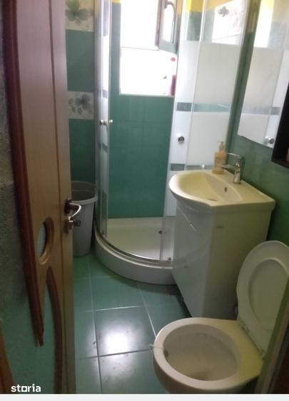 Apartament cu 3 camere în Calea București