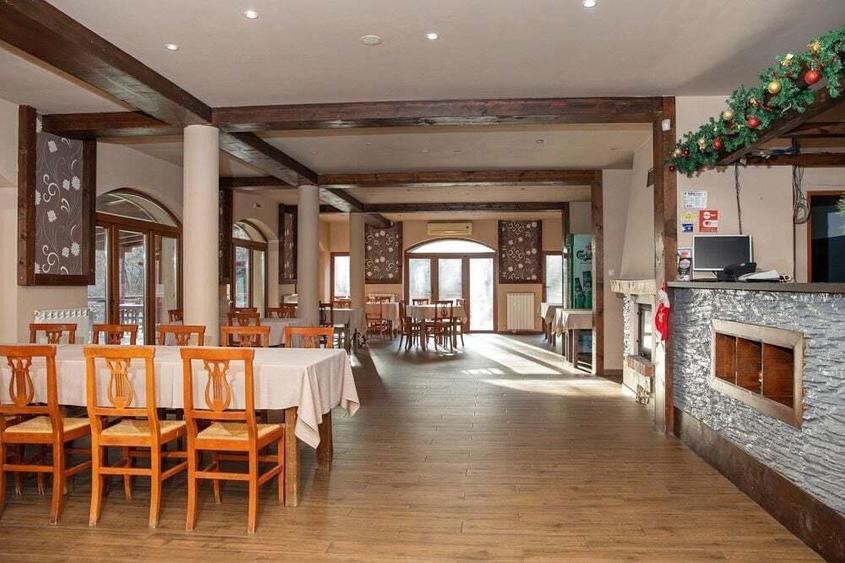 Pensiune, teren 4.460 mp, Hidi?elul de Jos, Bihor. 685.000 Euro (neg). - 17