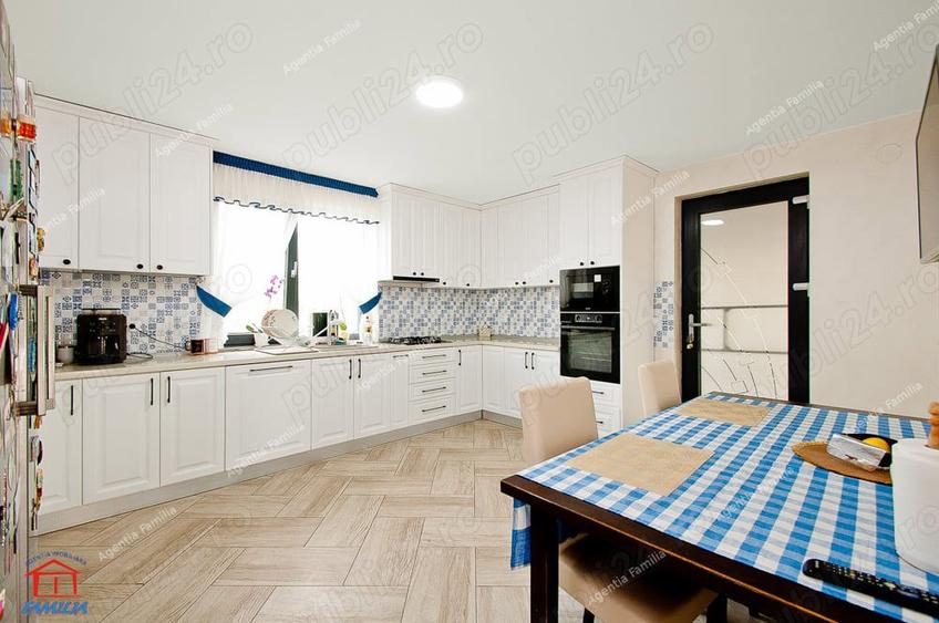285.000 Euro- Vila 5 dormitoare, complet mobilata si utilata in Sat Costi-zona Floricultura - 3