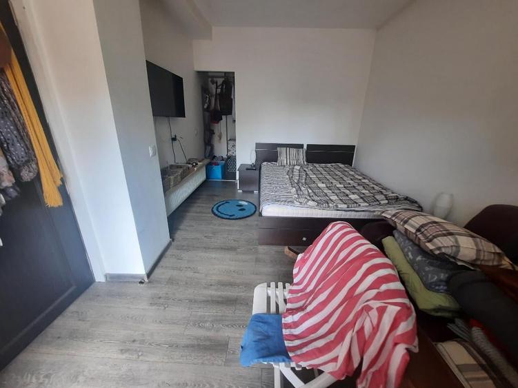 VANZARE 2 CAM SEBASTIAN -KAULAND - 13