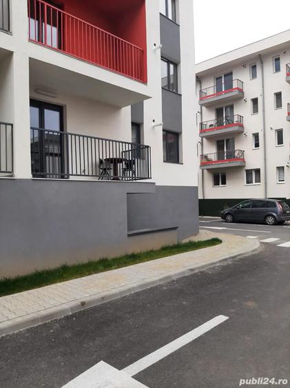 inchiriez apartament doua camere - 1