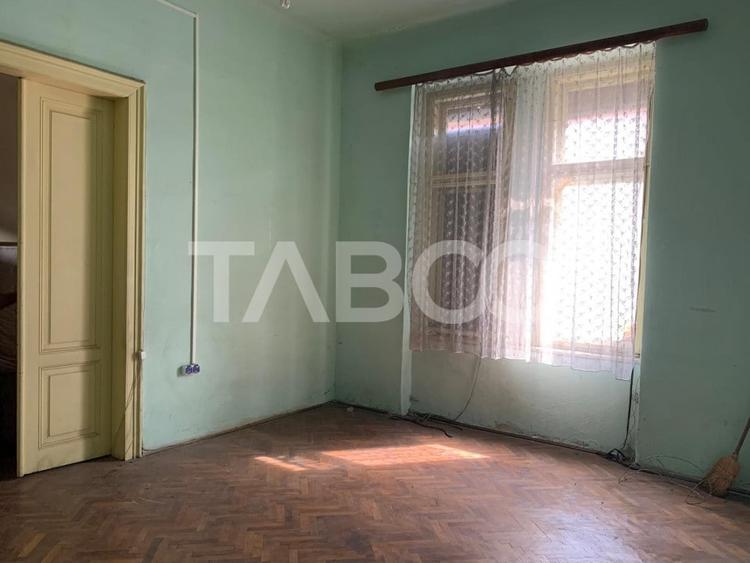 Spatiu de birouri de vanzare 70 mp cu 3 camere in Centru Sibiu - 1