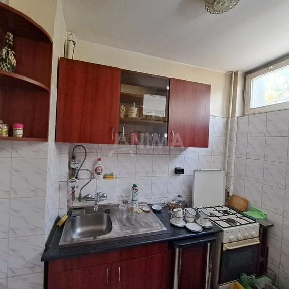 Garsonieră semidecomandată, mobilată în Mărăști