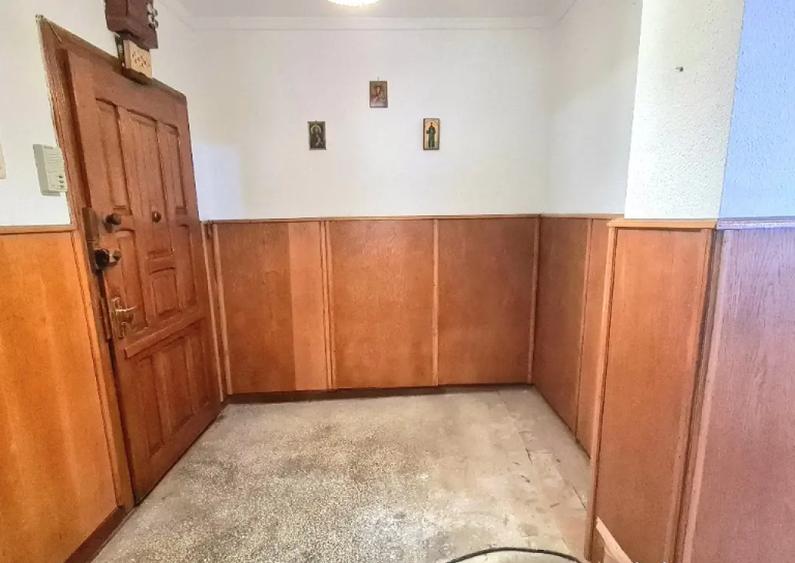 Vand apartament 2 camere, dec. et. 1, balcon mare, Curtea de Arges, str. Elena Cuza - 2