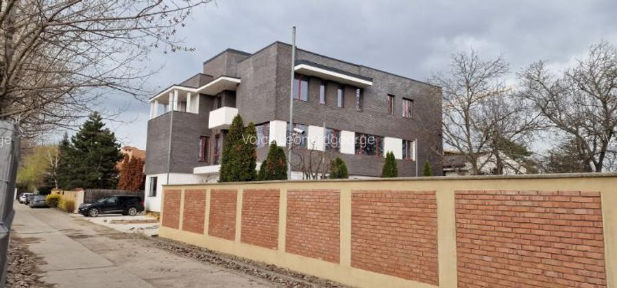 VILĂ DEOSEBITĂ DE VÂNZARE – ZONA EROU IANCU NICOLAE / PĂDUREA BĂNEASA VILĂ DEOSEBITĂ DE VÂNZARE – ZONA EROU IANCU NICOLAE / PĂDUREA BĂNEASA