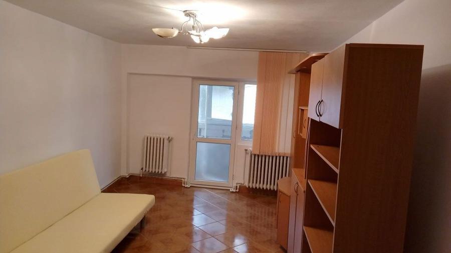 Vand apartament 2 camere. - 2