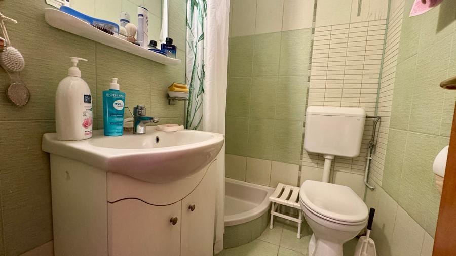 Apartament 4 Camere - Decebal - 115 MP - Decomandat - Metrou P-ta Muncii - 8