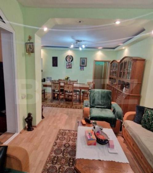 Casa in Centru Civic 4 camere , D +P+ E , PLUS SPATIU COMERC - 11