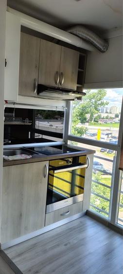 Inchriez apartament tip mansarda - 1
