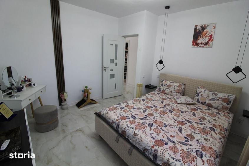 Casă cu 3 camere cu Teren 198 Mp în Central