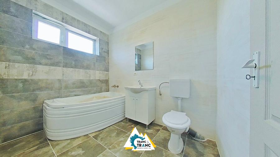 Casă nouă cu 6 camere de vânzare în Sânleani – spațiu, confort și eficiență ener - 10