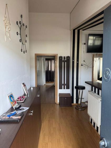 Inchiriez apartament 2 camere - 7