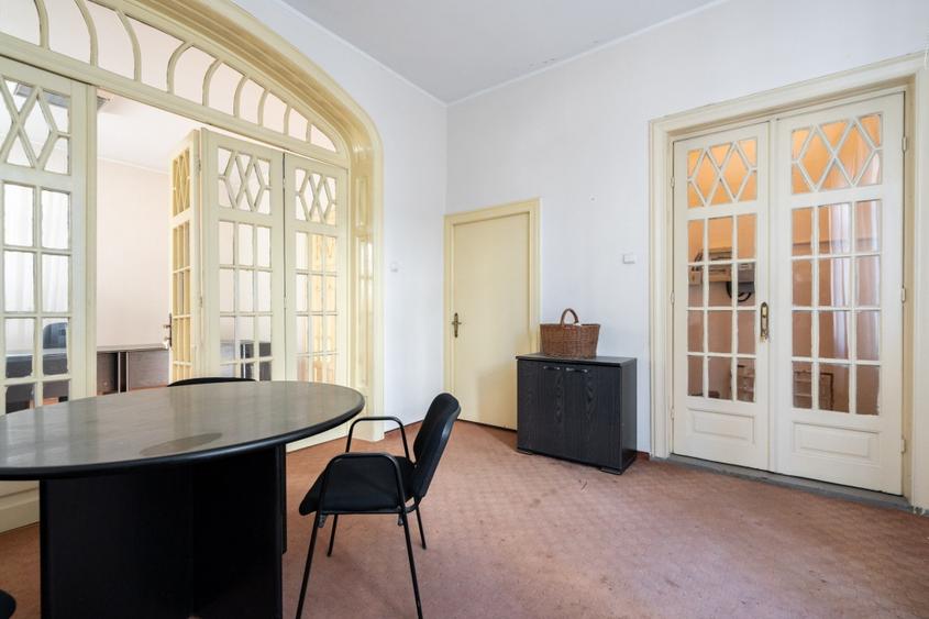 Vila 16 Camere de vanzare Unirii Primaria Sector 3 - 17