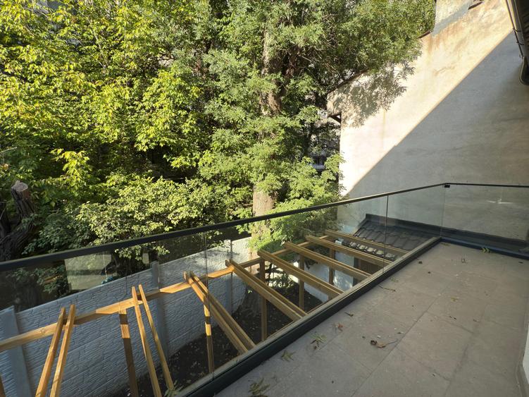 Metrou,Eroii  Revolutiei  PADESUL Vila 2024 ,Finisaje lux ,BINE CONSTRUITA 6 cam - 16