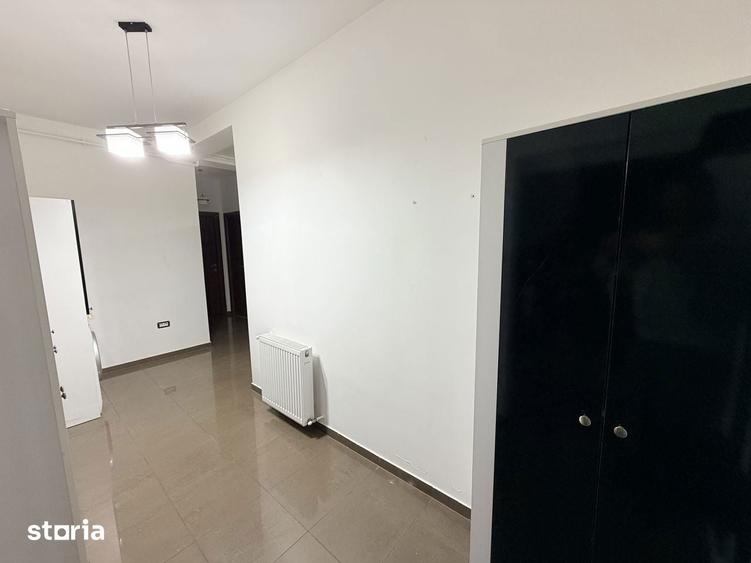 Apartament de vanzare 2camere Alfa50mputili cu poten?ial intra sa vezi - 5