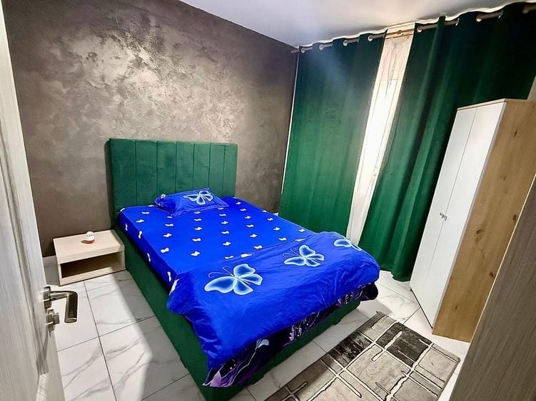 Vand apartament cu 3 camere decomandat - 1