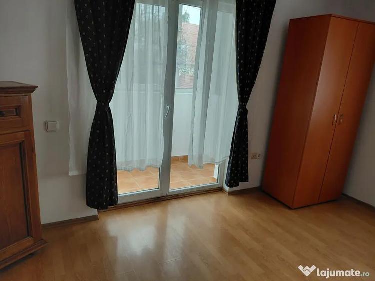 Inchiriez garsoniera decomandata - 3