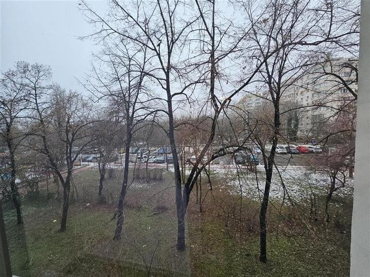 Apartament 3 camere de vanzare - etaj 2 - aproape de metrou Dristor - 17