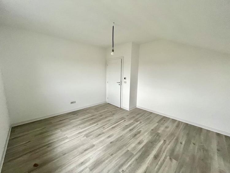 Casa Individuala, Complet Finalizata, 5 Camere - 6