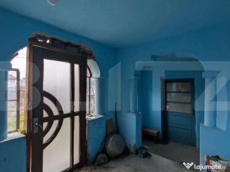 Gheboieni proprietate de renovat 1100 mp, lini?te ?i i - 8
