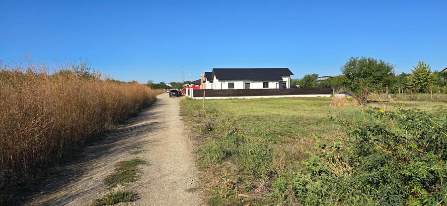 Teren intravilan pentru constructii -1000 mp-Focsani-cartier Mandresti  cu doar - 8