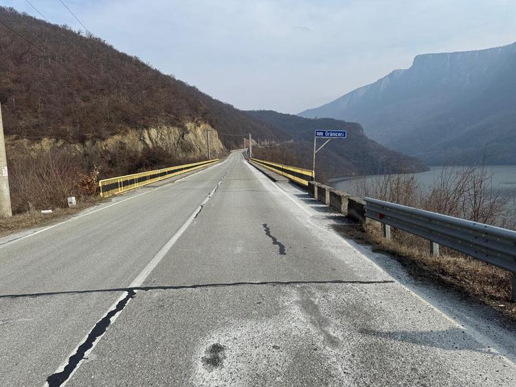 Teren intravilan Dubova - la Dunare - 4