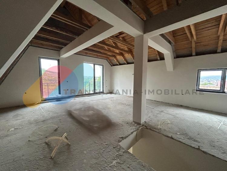 Duplex, 150 mp utili, 700 mp teren,  ideala pentru familie sau birou - 11