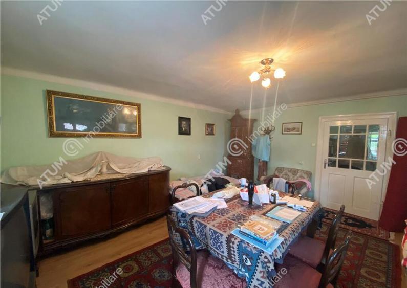 Casa cu 4 camere si anexe in comuna Mohu din Selimbar - 8