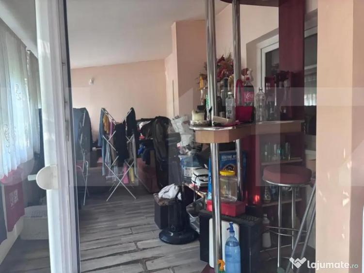 Apartament de vanzare, cu 3 camere, 55 mp, zona Lipovei - 9