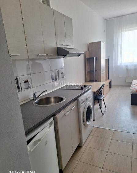 300 Euro! Garsoniera moderna langa Piata Nicolina