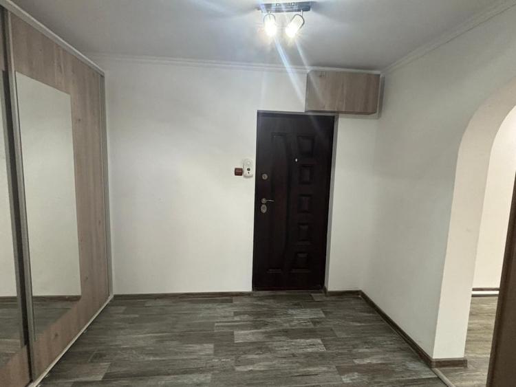 Apartament 3 camere S = 83mp, zona Progresu, Renovat in Totalitate - 9