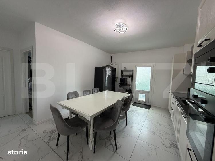 Apartament cu 3 camere decomandat în Crișeni