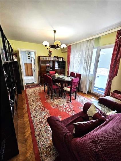 CIRCUMVALATIUNII - 3 CAMERE - DEBARA - CENTRALA PROPRIE - 1