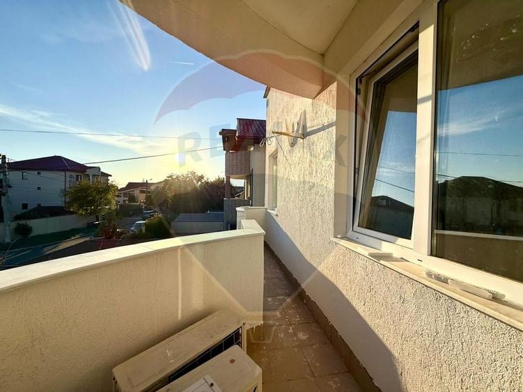 Casa de vanzare in Eforie Nord teren proprietate 300 mp - 20