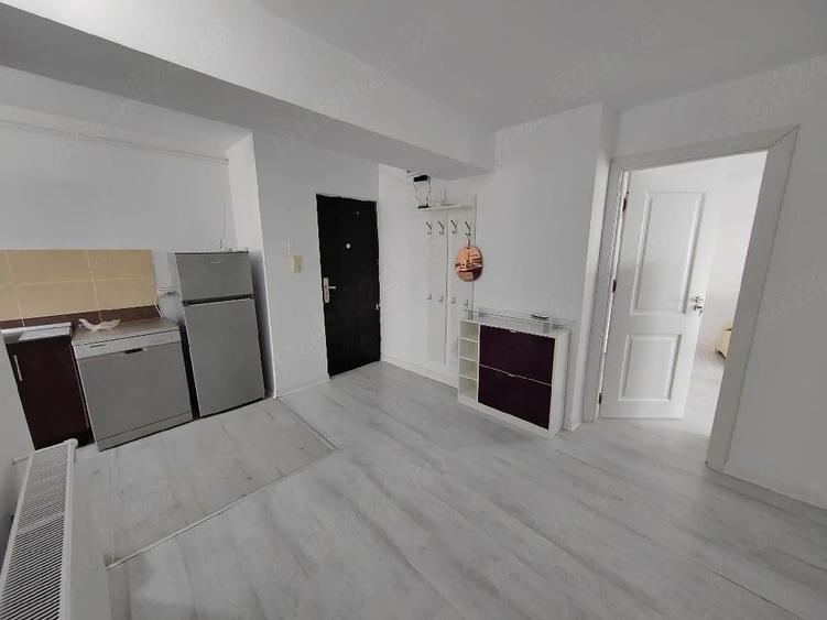 Inchiriez apartament cu trei camere complet renovat langa Iulius Mall - 16