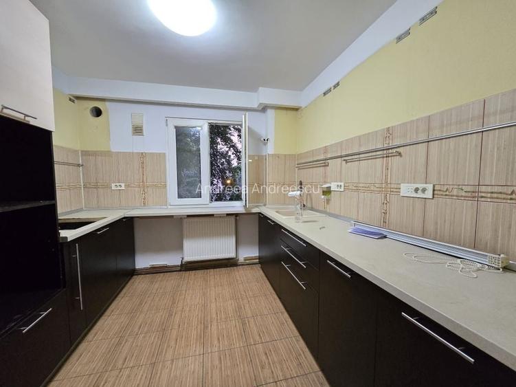 3 camere Brancoveanu Covasna centrala termica liber parcare 3 camere Brancoveanu Covasna centrala termica liber parcare