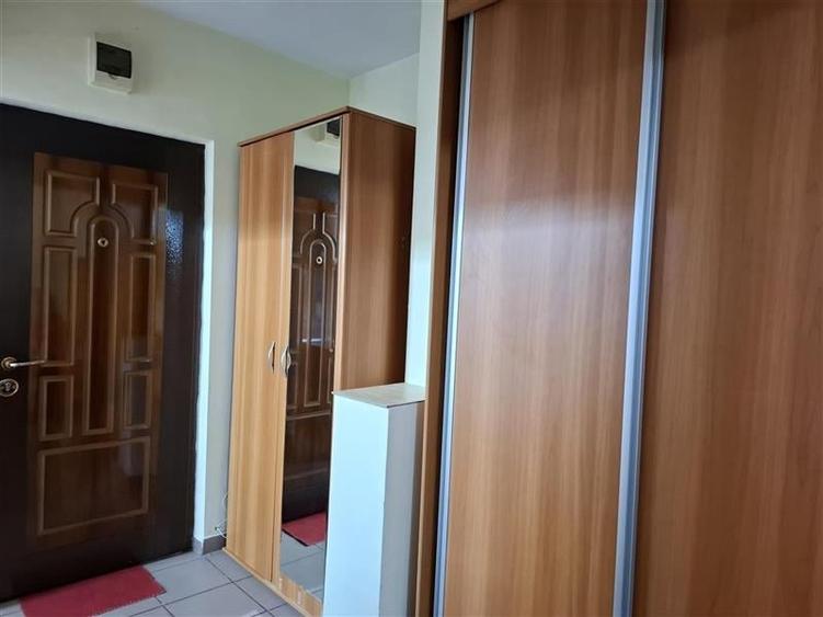 Apartament 2 camere, et 3, CT, mobilat si utilat, Gara - 11