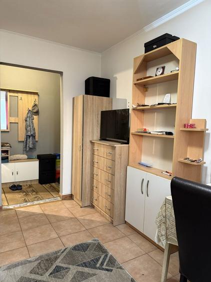 Garosoniera de vanzare-Metrou 1 Decembrie 1918(piata Trapezului) - 5